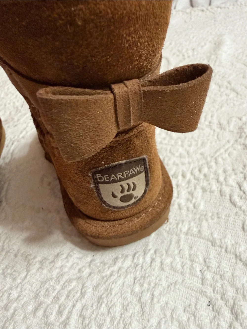 BearPaw Size 7 Toddler Chestnut Suede Boots with Shearling Lining and Bow